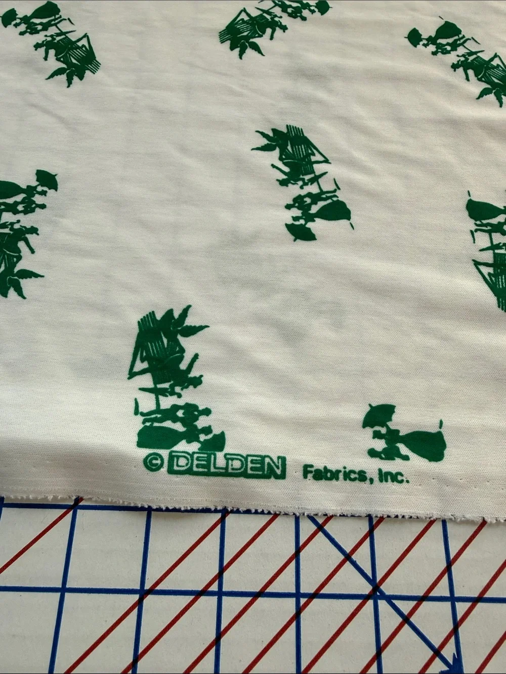 Vintage Delden Fabrics Victorian Silhouette Stretch Knit Fabric 2 Yards x 58